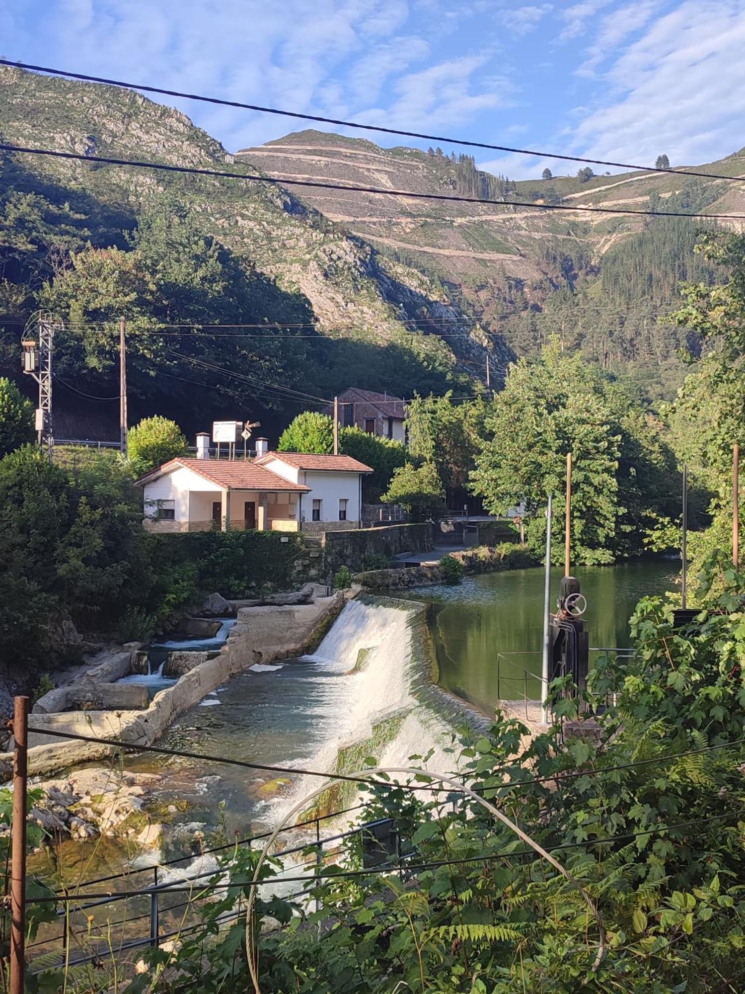 La Salmonera Cangas De Onis Caño Quarto foto